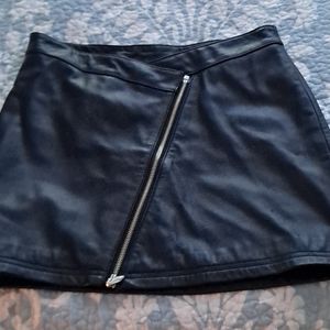 Leather skirt